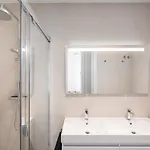 Espectacular Con Terraza, Piscina & Parking * 托雷德尔马尔